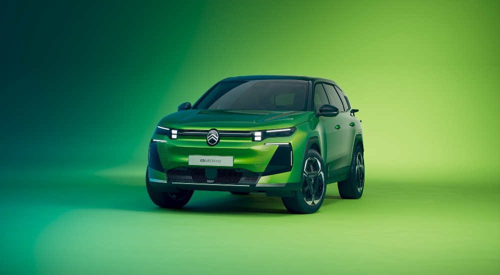 New Citroen C5 Aircross Hybrid SUV, seating up to five passengers.