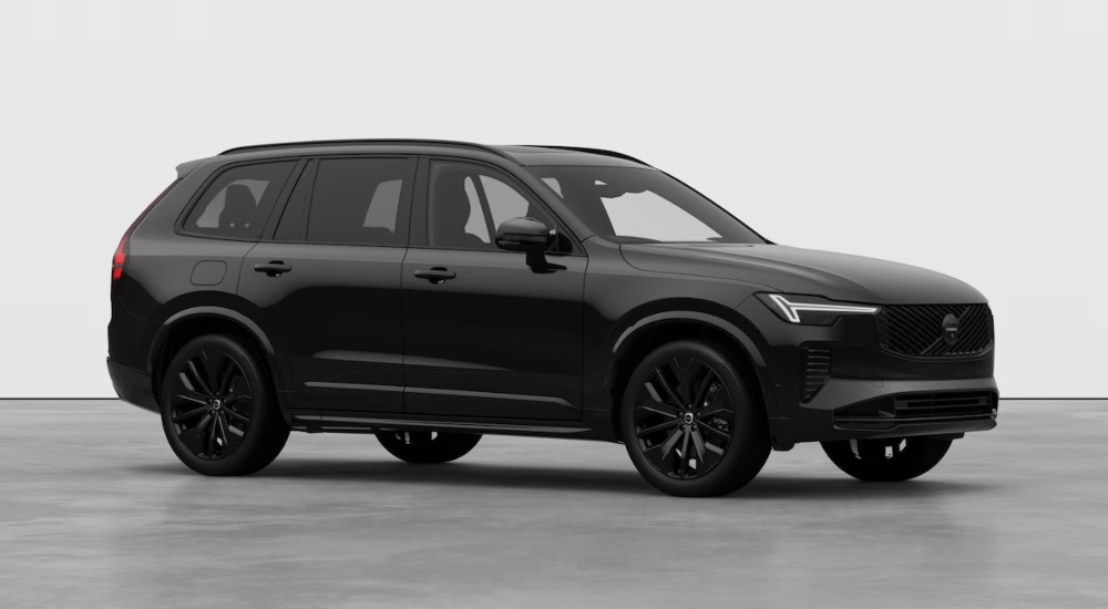New Volvo XC90 Plug-In Hybrid Black Edition