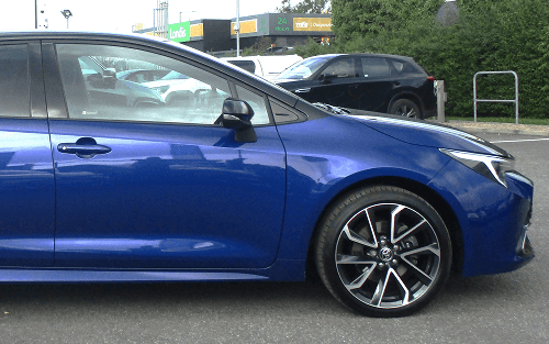 A blue Toyota Corolla; Can you change the name on a car finance agreement image