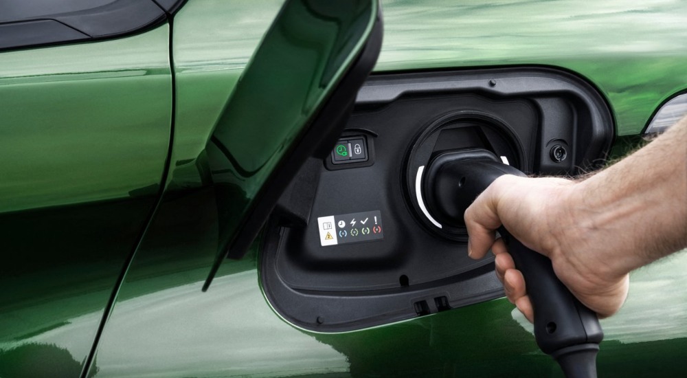 New Peugeot E-308 Highlights New Peugeot E-308 Highlights