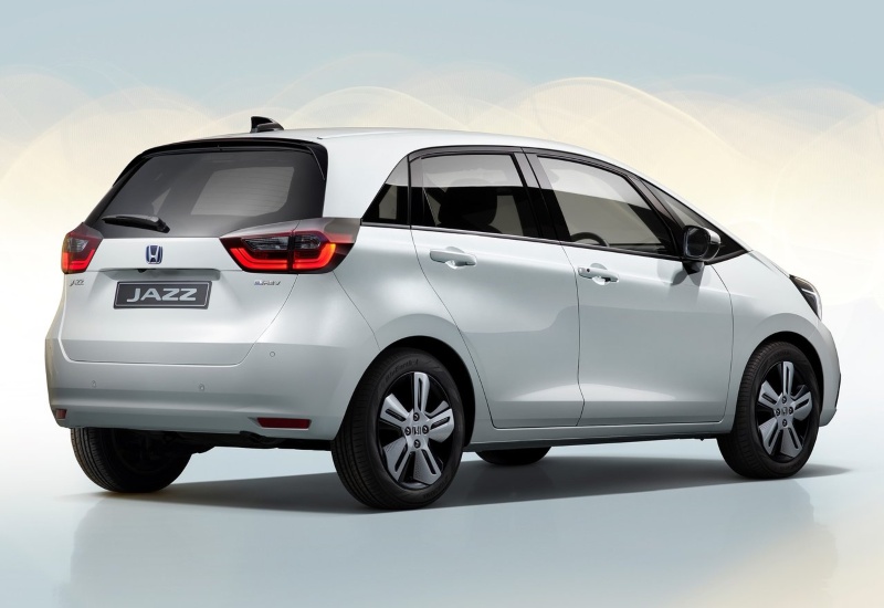 Used Honda Jazz Hybrid available at an affordable price.