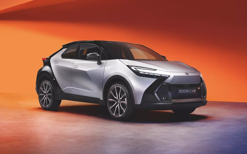 Used Toyota C-HR Plug-in Hybrid Used Toyota C‑HR Plug‑in Hybrid, a compact SUV with modern styling and alloy wheels.