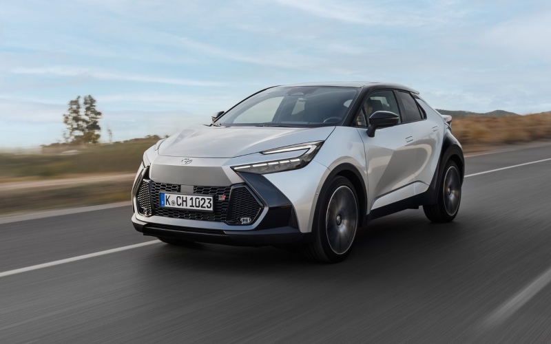 Used Toyota C-HR Hybrid GR Sport with a contrasting black roof and GR Sport badging.