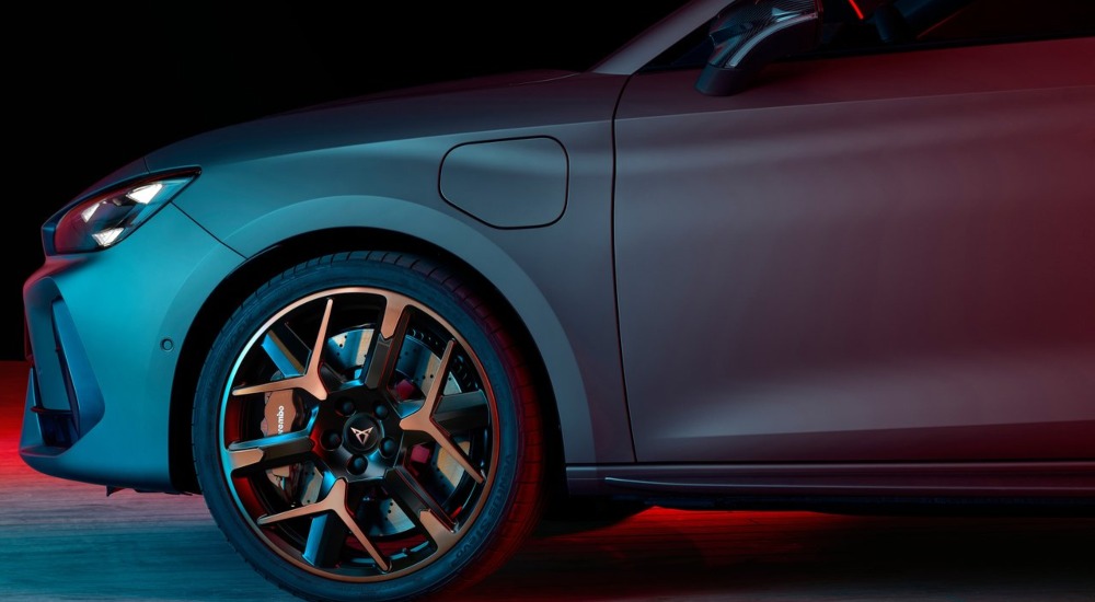 New CUPRA Leon e-Hybrid Highlights