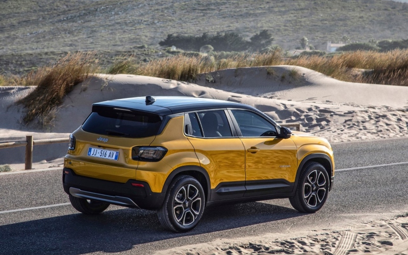 Used Jeep Avenger Electric finance deals with Stoneacre Motor Group