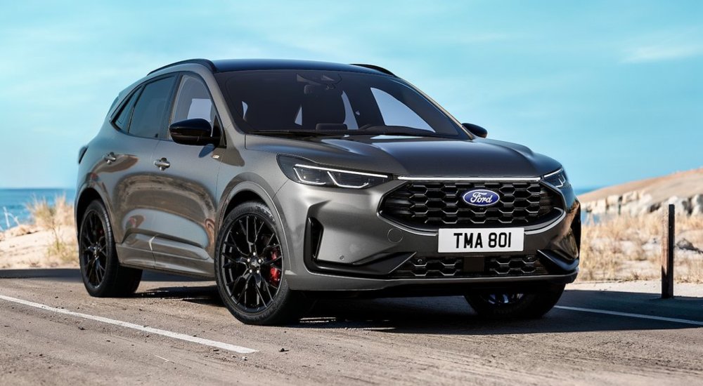 Front view of the new Ford Kuga Black Package