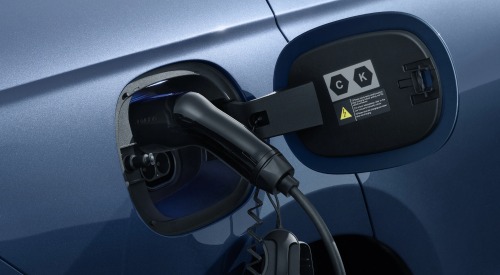 New BYD SEAL 6 DM-i Touring Charging