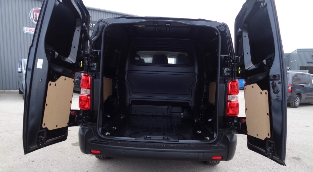 New Fiat Scudo Crew Van Cargo Space