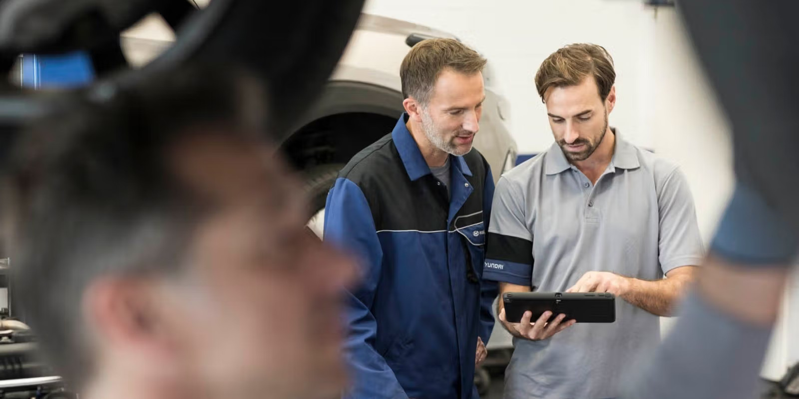 Hyundai service image