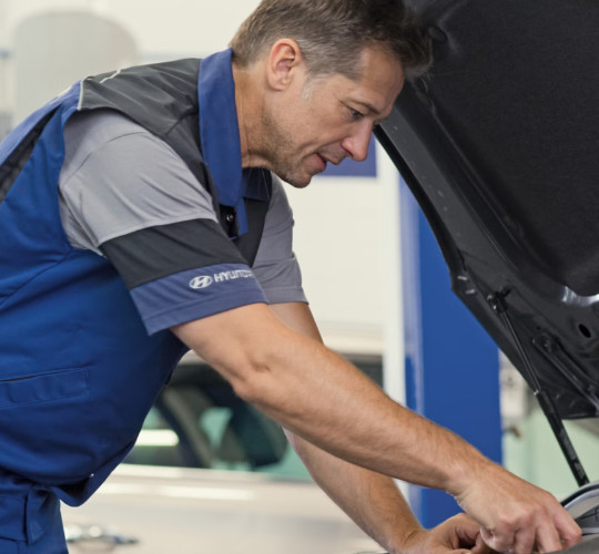 Hyundai repairs image
