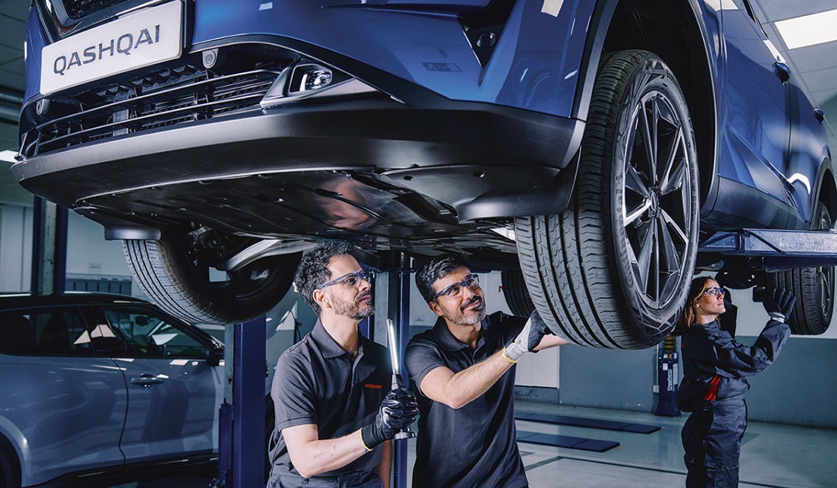 Nissan service image