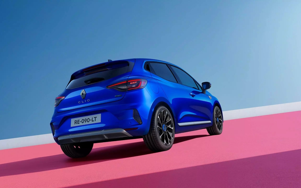 Renault Clio E-Tech on the Motability Scheme