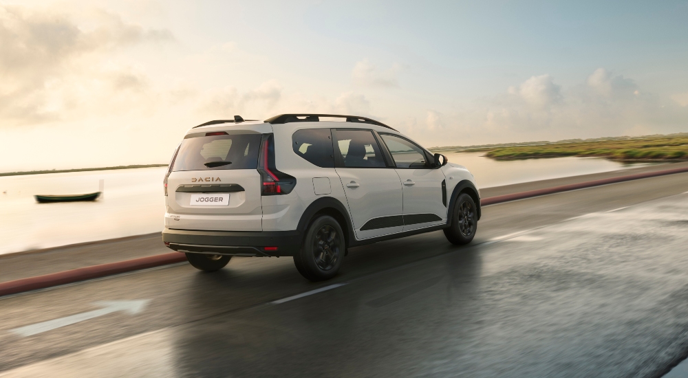 New Dacia Jogger Hybrid for sale in Sandstone