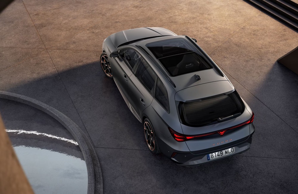 Angled top-down view of the CUPRA Leon Estate, with a focus on the body length and key features, including the rear lighting and sunroof
