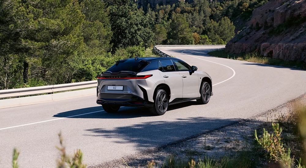New All-Electric-Lexus RZ highlights