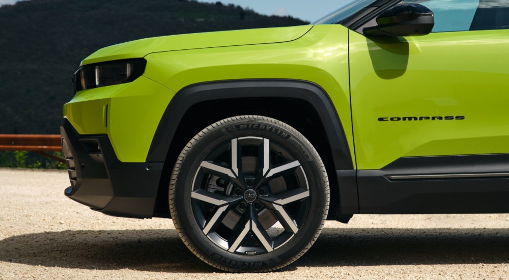 New Jeep Compass Full-Electric alloy wheels; New Jeep Compass Full-Electric wheels