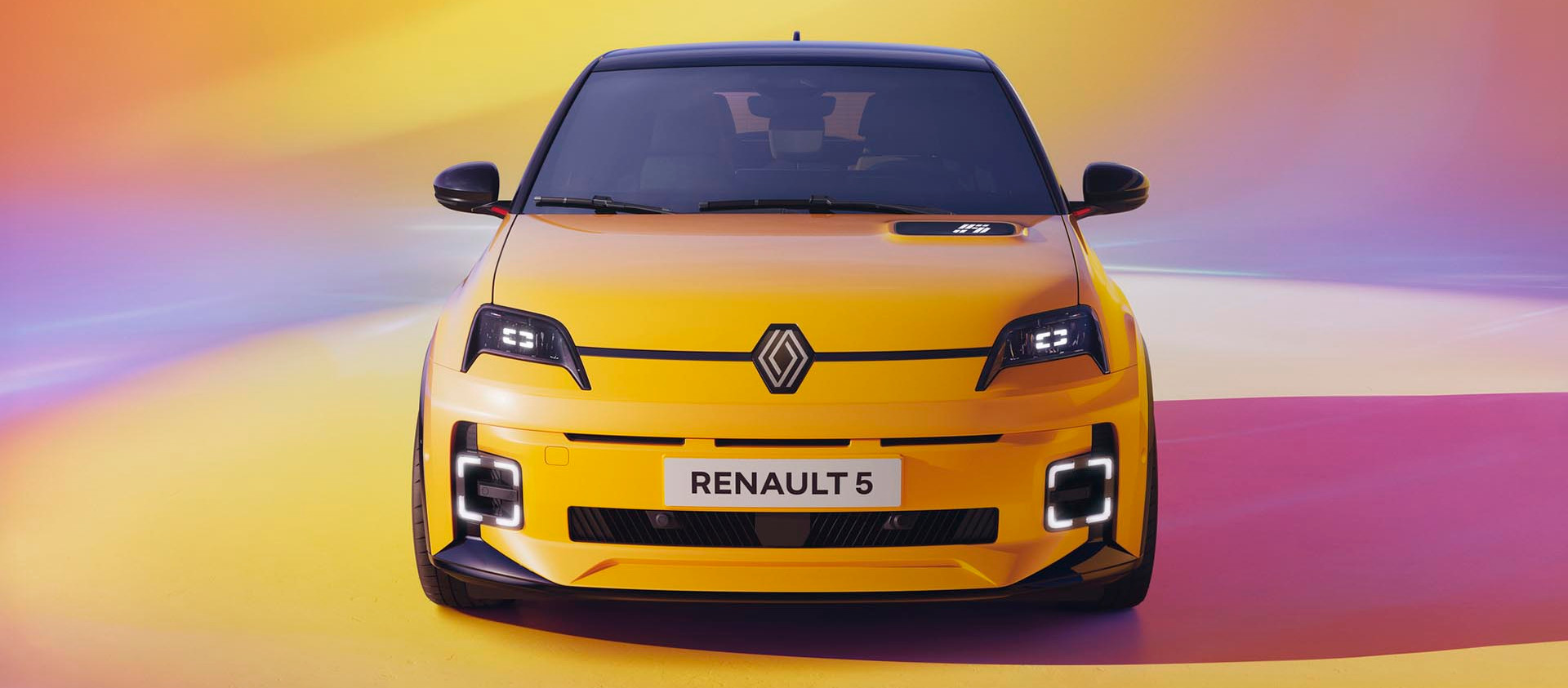Renault brand banner