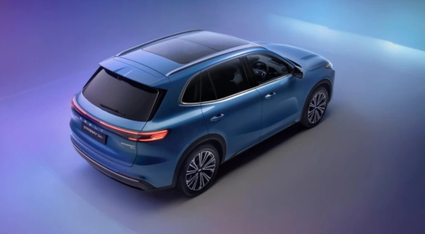New Geely Starray EM-i in Glacier Blue, rear three-quarter view against a studio background.