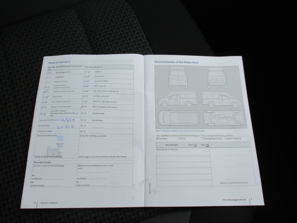 Volkswagen Amarok D/Cab Pick Up Trendline 3.0 V6 TDI 204 BMT 4M Auto VA17MUE image 19