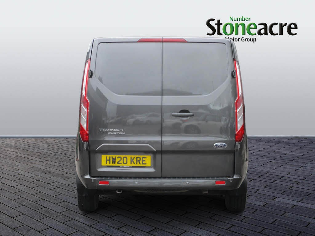 Ford Transit Custom 2.0 EcoBlue 170ps Low Roof D/Cab Limited Van Auto (HW20KRE) image 3