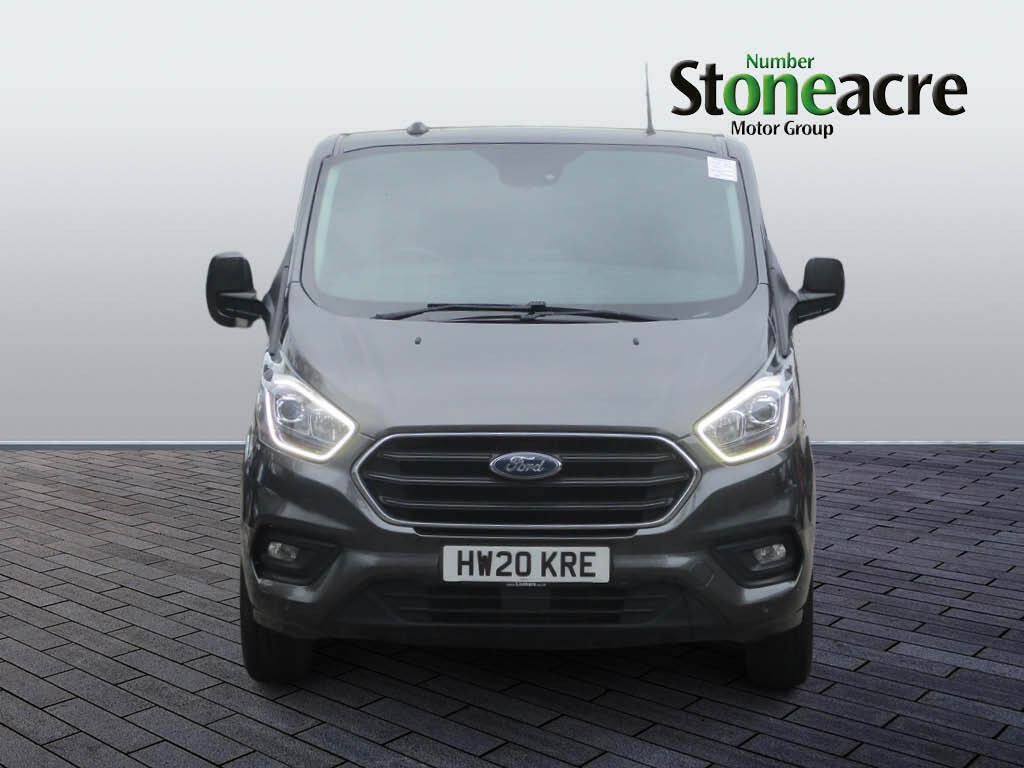 Ford Transit Custom 2.0 EcoBlue 170ps Low Roof D/Cab Limited Van Auto (HW20KRE) image 7