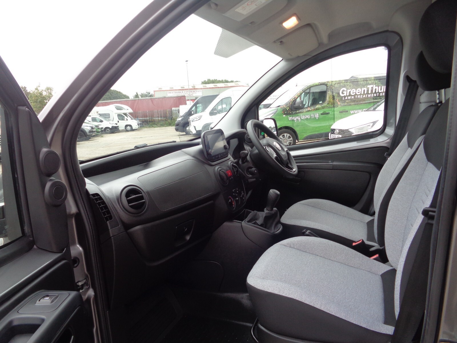 Fiat Fiorino Cargo 1.3 16V Multijet Van Start Stop (6468) image 21