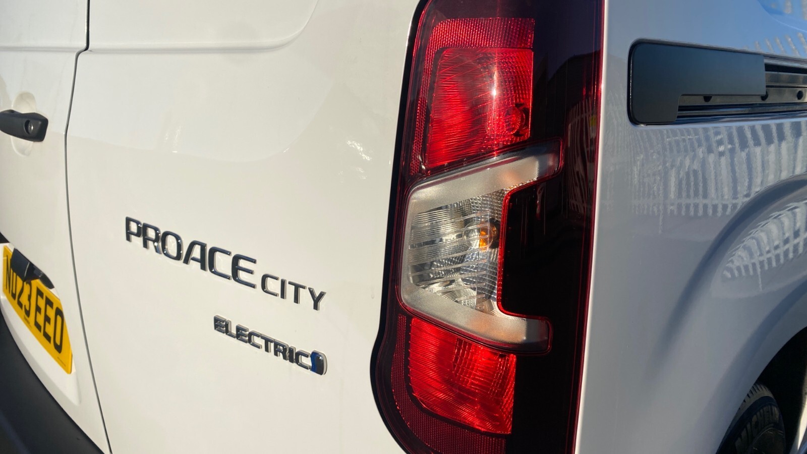 Toyota Proace City Electric Icon Van 50kWh Auto (ND23EEO) image 36