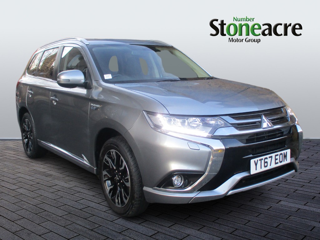 mitsubishi outlander phev 0 100 km h