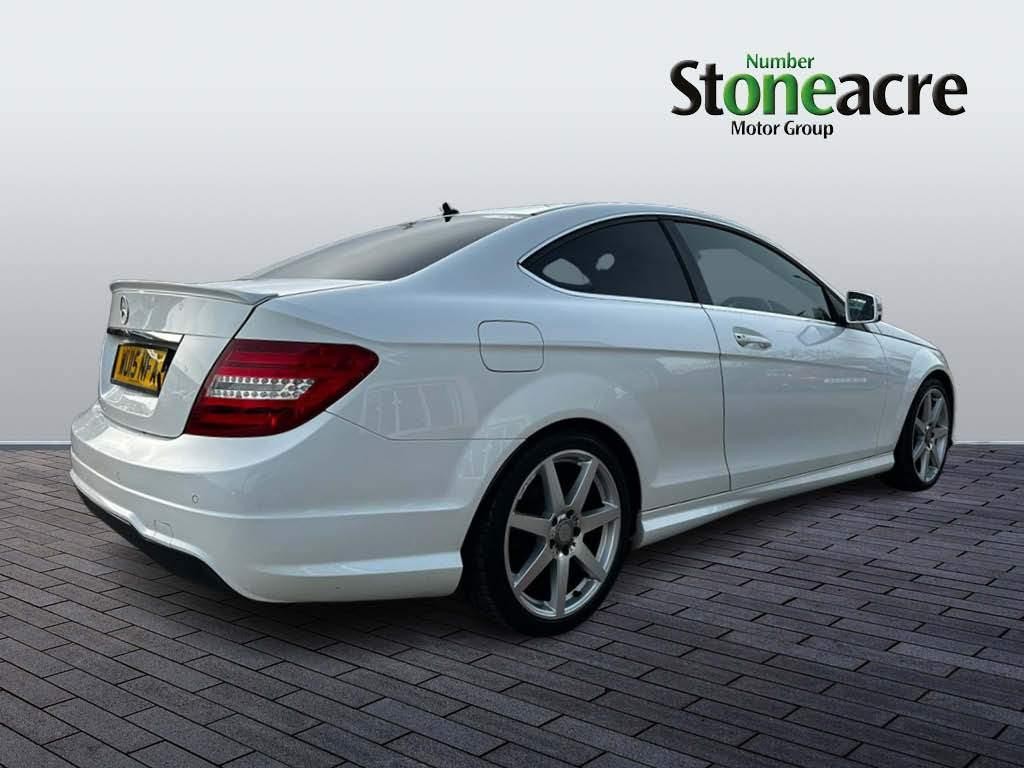 Mercedes-Benz C-Class 1.6 C180 AMG Sport Edition Coupe 2dr Petrol Manual Euro 6 (s/s) (156 ps) (WU15NFA) image 2