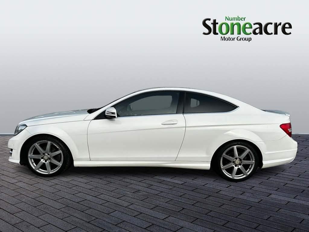 Mercedes-Benz C-Class 1.6 C180 AMG Sport Edition Coupe 2dr Petrol Manual Euro 6 (s/s) (156 ps) (WU15NFA) image 5