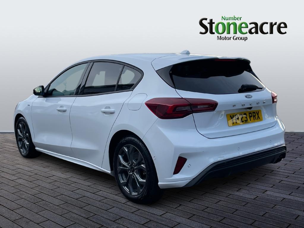 Ford Focus 1.0 EcoBoost ST-Line Style 5dr (YP23PRX) image 4