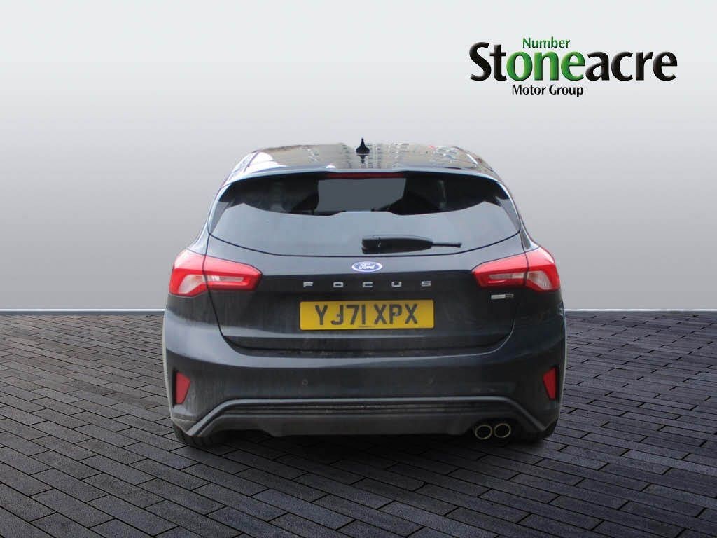 Ford Focus 1.0 EcoBoost Hybrid mHEV 125 ST-Line X Edition 5dr (YJ71XPX) image 3