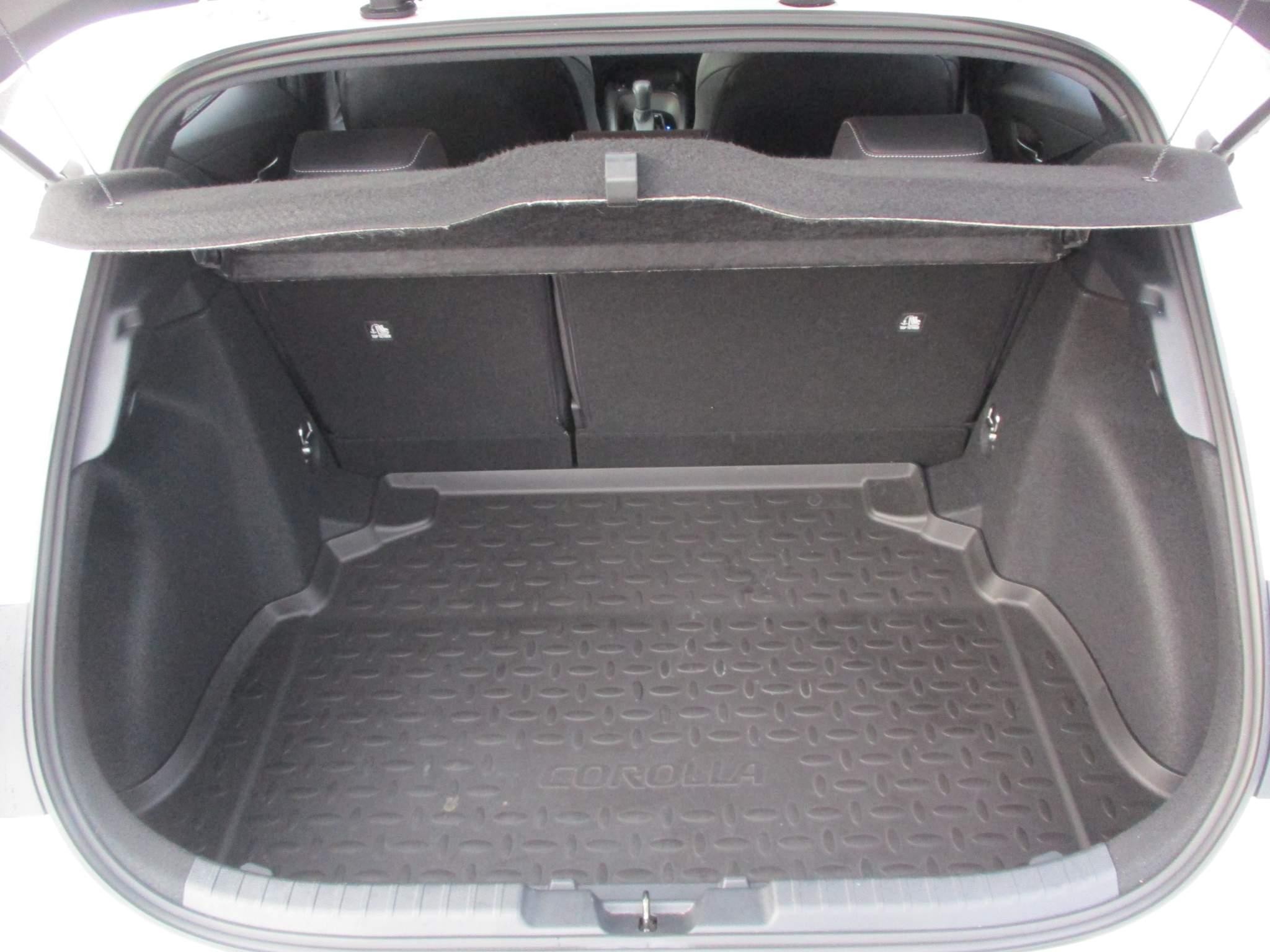 Toyota Corolla 1.8 VVT-h GPF Excel Hatchback 5dr Petrol Hybrid CVT Euro 6 (s/s) (122 ps) (NU71PVL) image 11