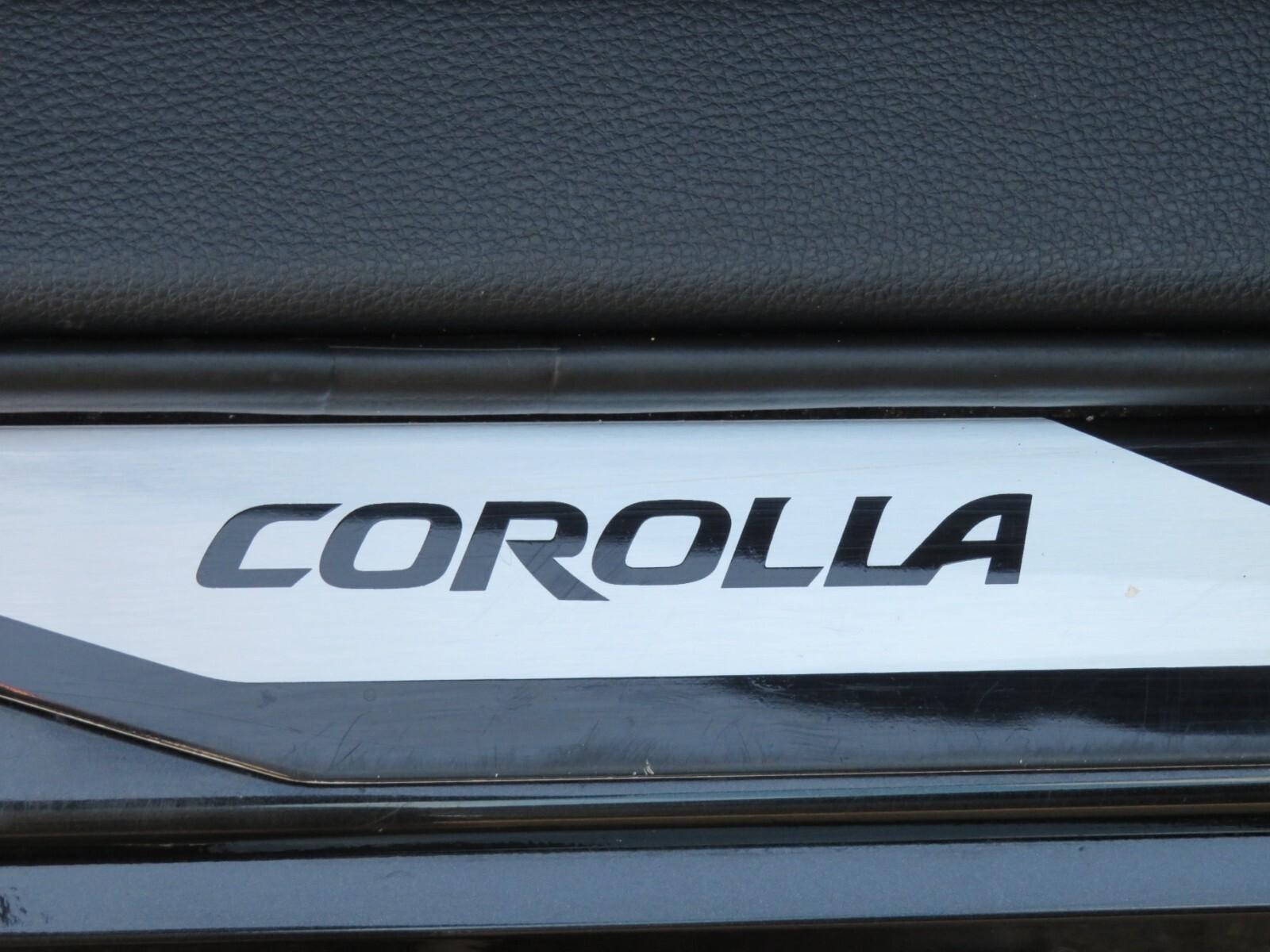 Toyota Corolla 1.8 VVT-i Hybrid Design 5dr Auto (YE21XNN) image 20