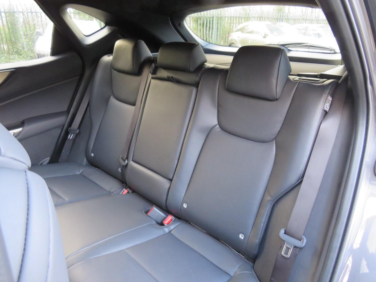 Lexus NX 450h+ 2.5 F-Sport 5dr E-CVT Premium Plus/Sunroof (ND73WDZ) image 19