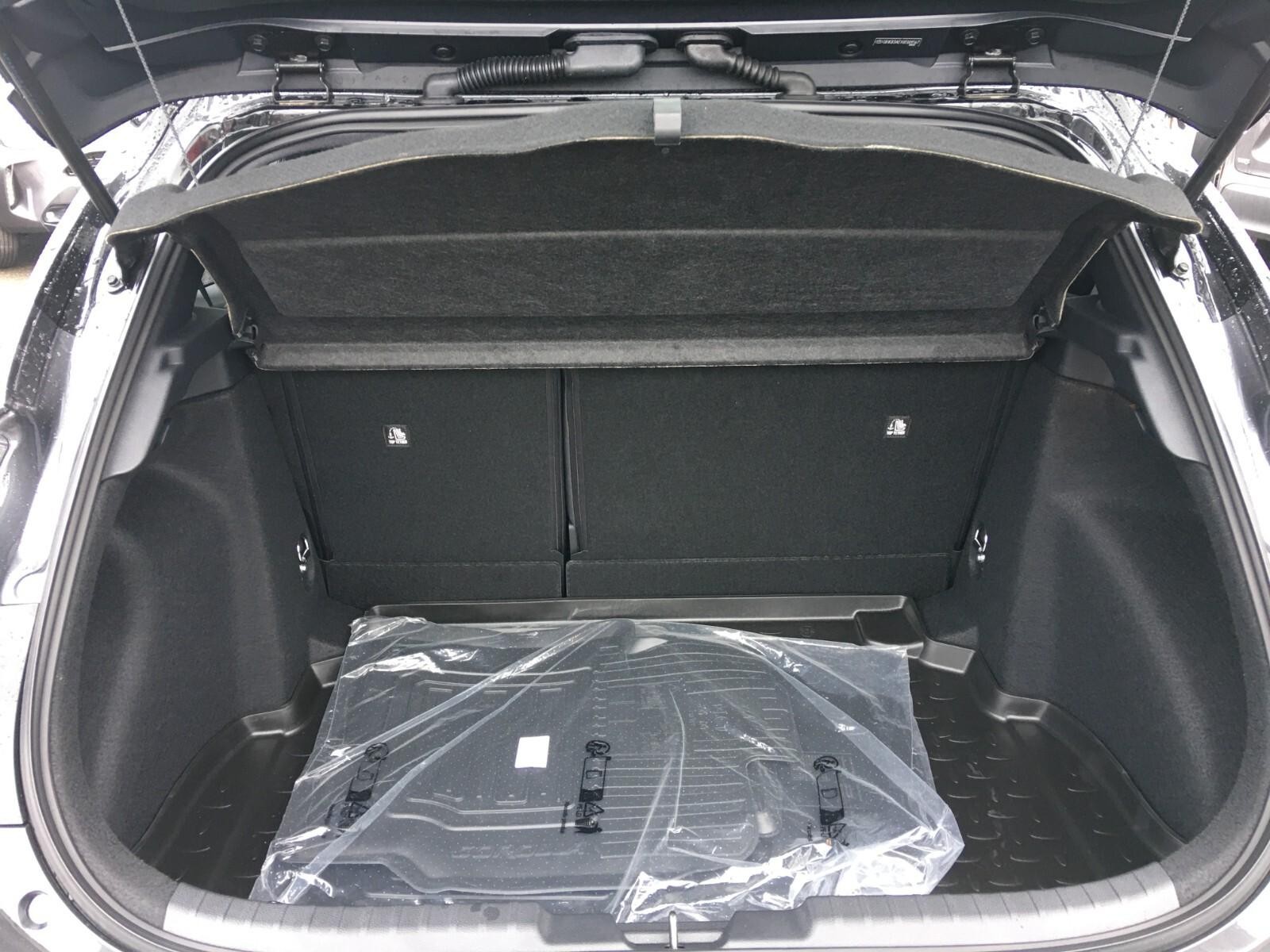 Toyota Corolla 1.8 VVT-i Hybrid GR Sport 5dr CVT [Bi-tone] (ND73HTA) image 11