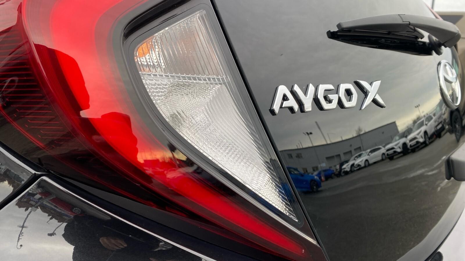 Toyota Aygo X 1.0 VVT-i Exclusive 5dr (NA73OTZ) image 43