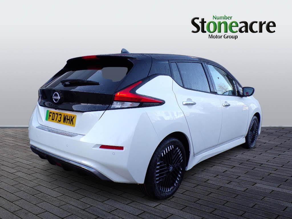 Nissan LEAF 110kW N-Connecta 39kWh 5dr Auto (FD73WHK) image 2