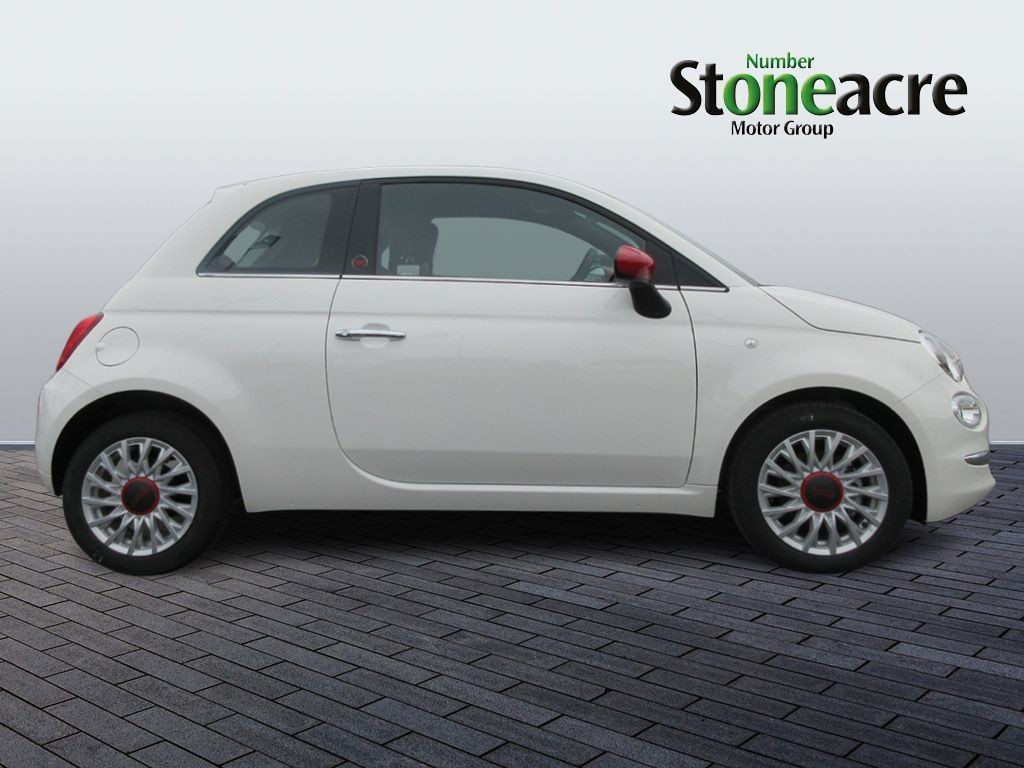 Fiat 500 Hybrid 1.0 Mild Hybrid Red 3dr (FV22URG) image 1