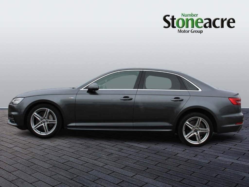 Audi A4 2.0 TDI ultra S line S Tronic Euro 6 (s/s) 4dr (MH17FNN) image 5
