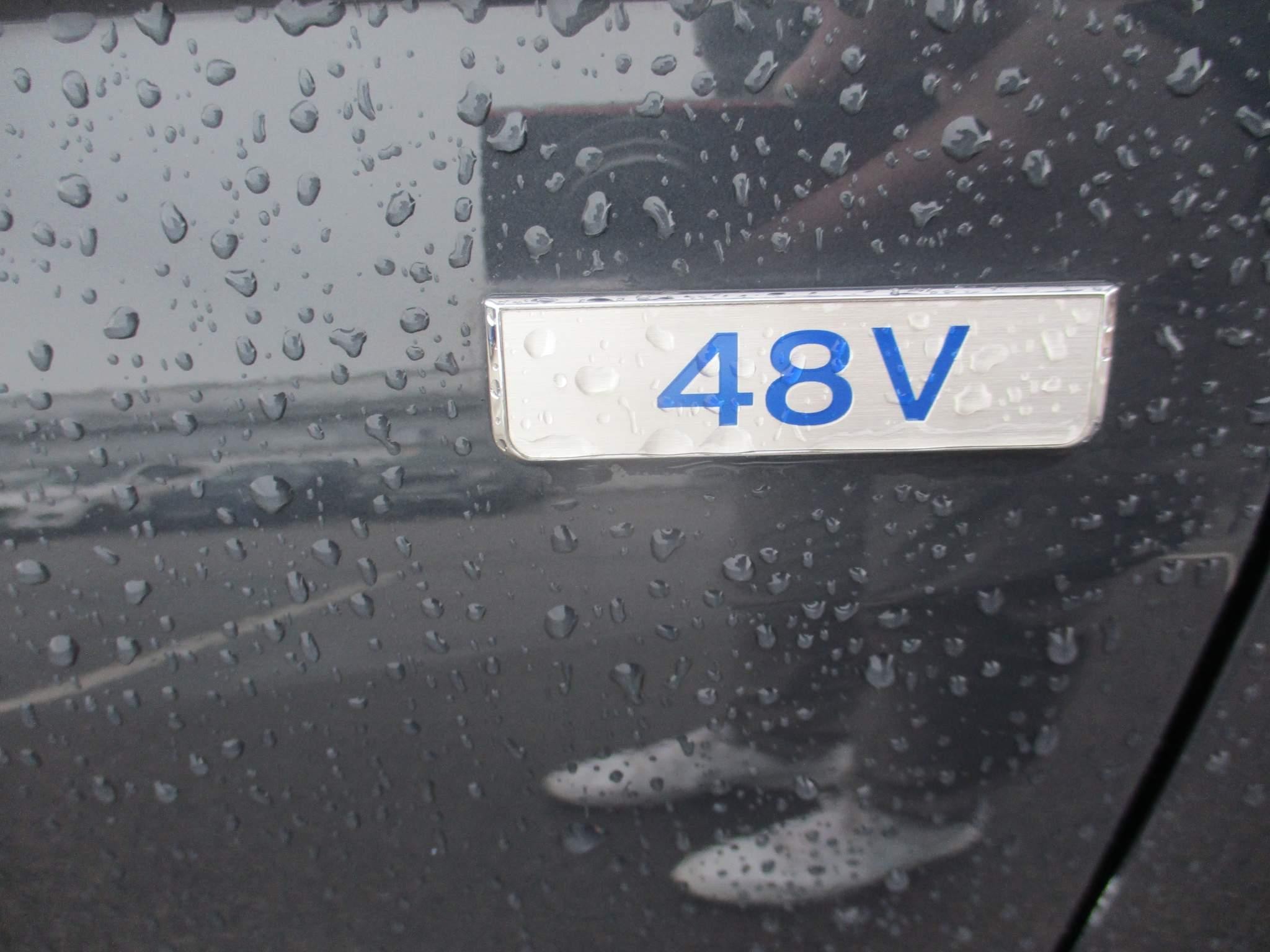 Hyundai i20 1.0 T-GDi MHEV Premium Euro 6 (s/s) 5dr (RA17ZEN) image 14