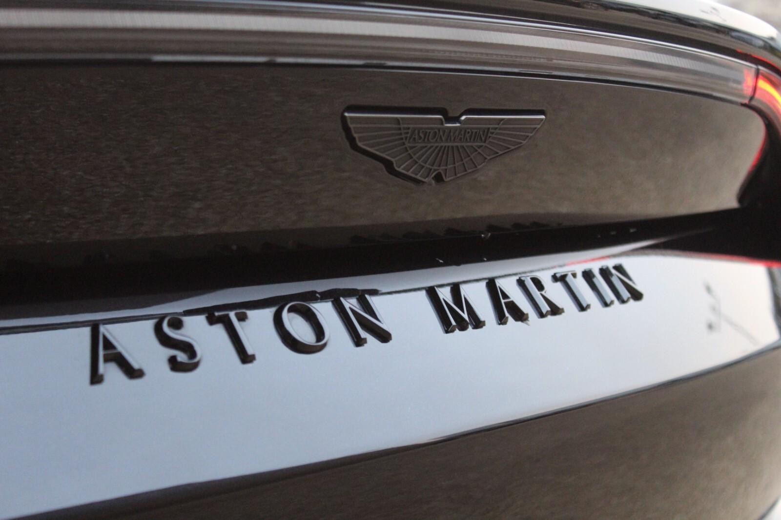 Aston Martin Vantage 2dr ZF 8 Speed Auto (NJ73FVS) image 27