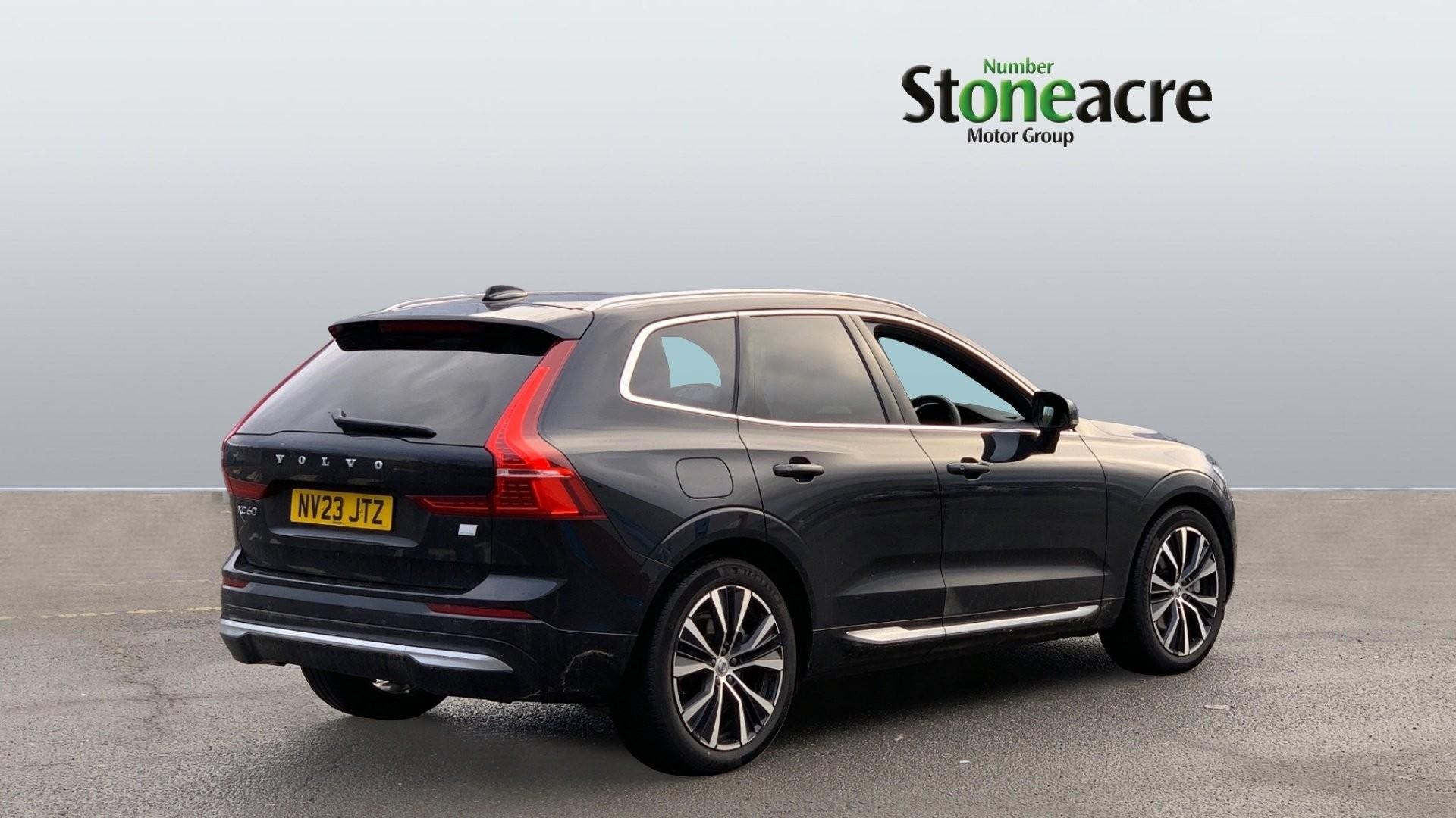 Volvo XC60 Image 8