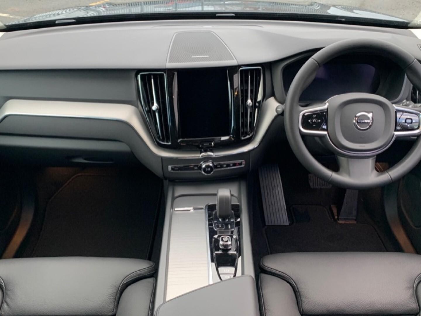 Volvo XC60 Image 21