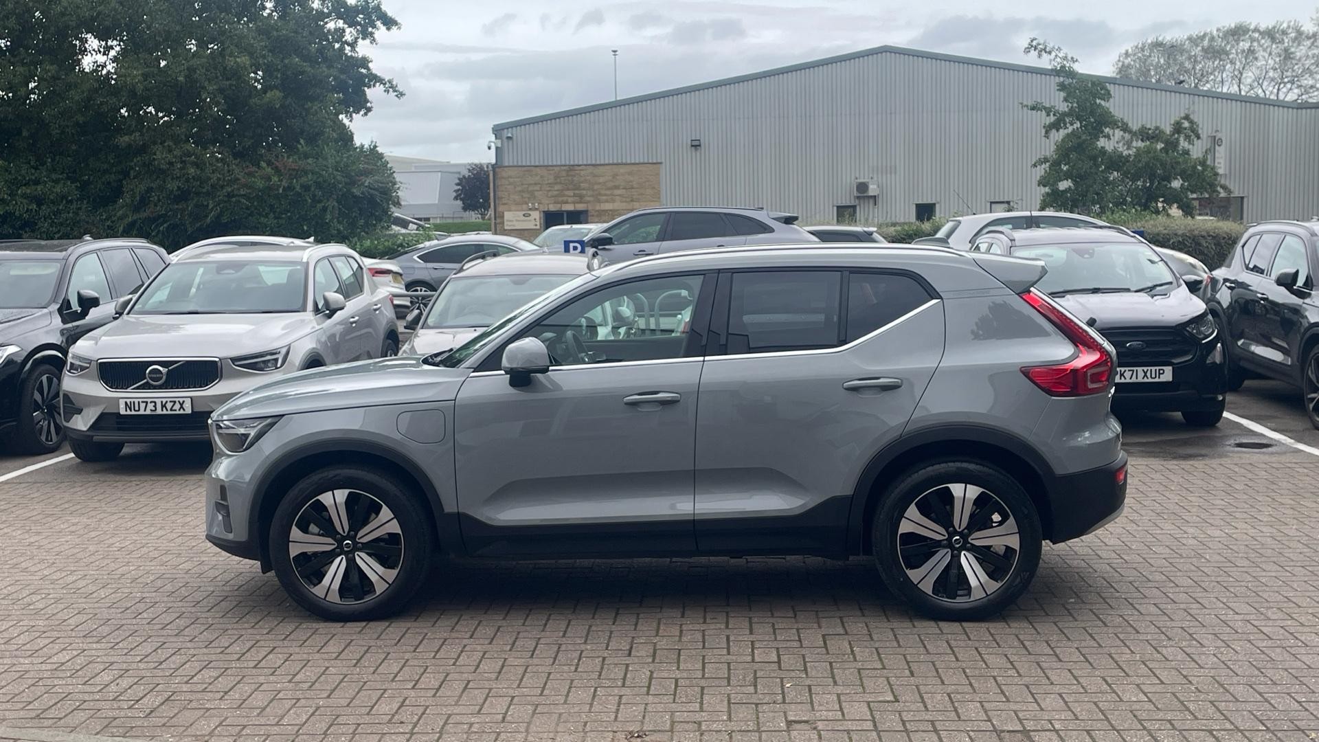 Volvo XC40 Recharge 1.5h T5 Recharge 10.7kWh Ultimate Dark SUV 5dr Petrol Plug-in Hybrid Auto Euro 6 (s/s) (262 ps) (NU73GYB) image 7
