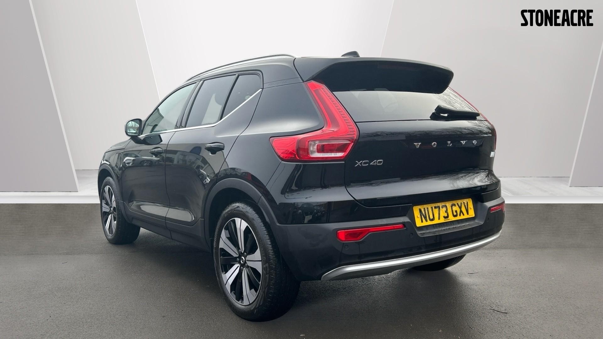 Volvo XC40 Recharge 1.5h T5 Recharge 10.7kWh Ultimate Dark SUV 5dr Petrol Plug-in Hybrid Auto Euro 6 (s/s) (262 ps) (NU73GXV) image 1
