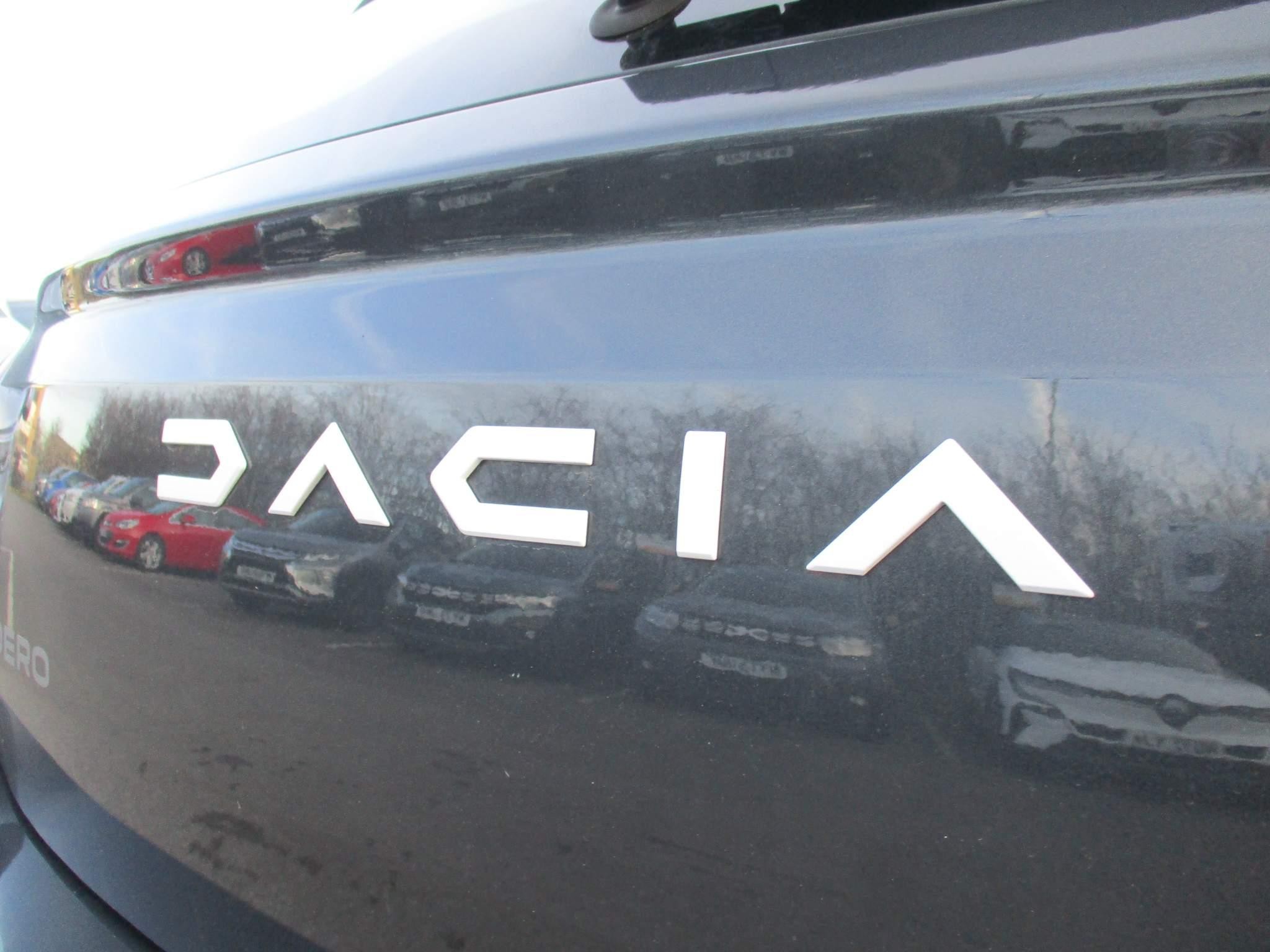 Dacia Sandero 1.0 Tce Expression 5dr (NA23HYB) image 12