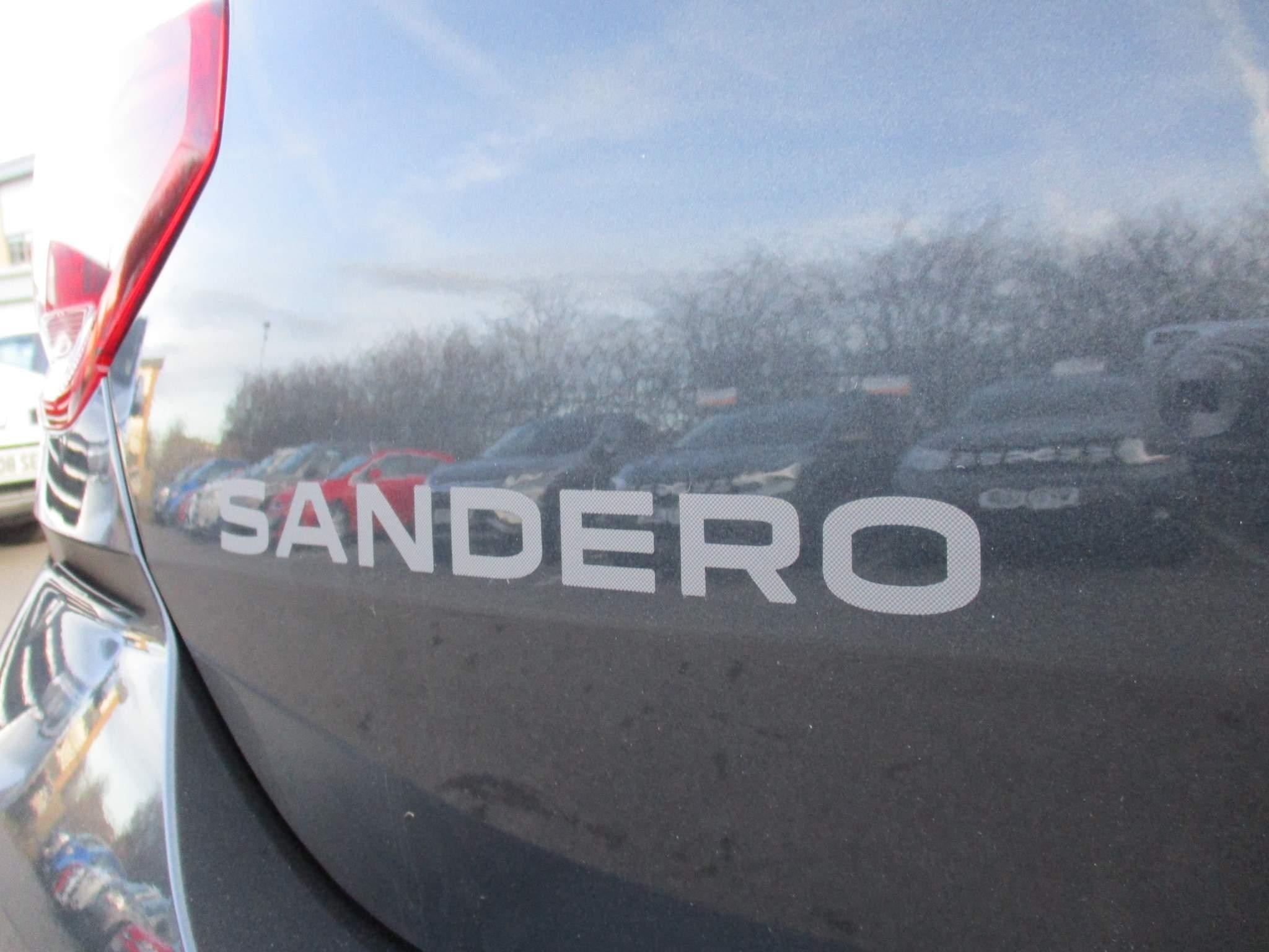 Dacia Sandero 1.0 Tce Expression 5dr (NA23HYB) image 13
