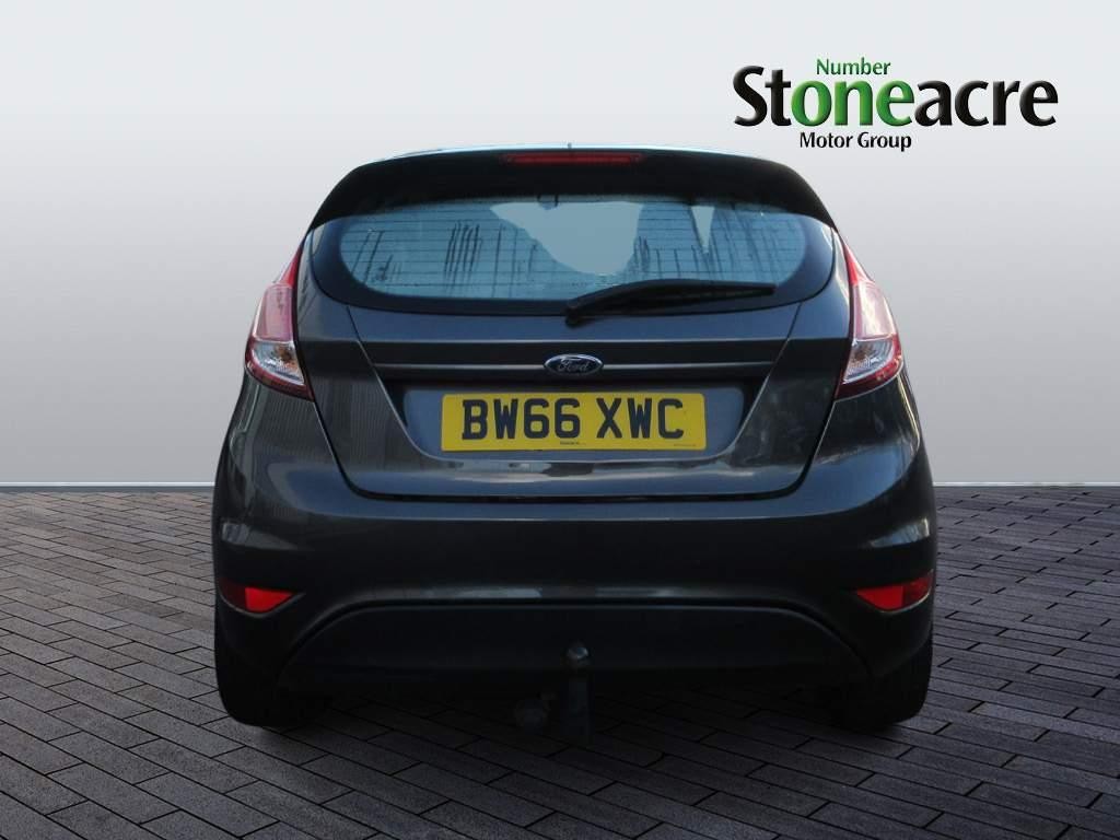 Ford Fiesta 1.25 Zetec Hatchback 5dr Petrol Manual Euro 6 (82 ps) (BW66XWC) image 3