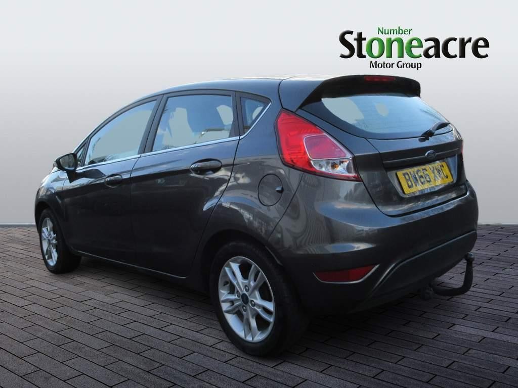 Ford Fiesta 1.25 Zetec Hatchback 5dr Petrol Manual Euro 6 (82 ps) (BW66XWC) image 4